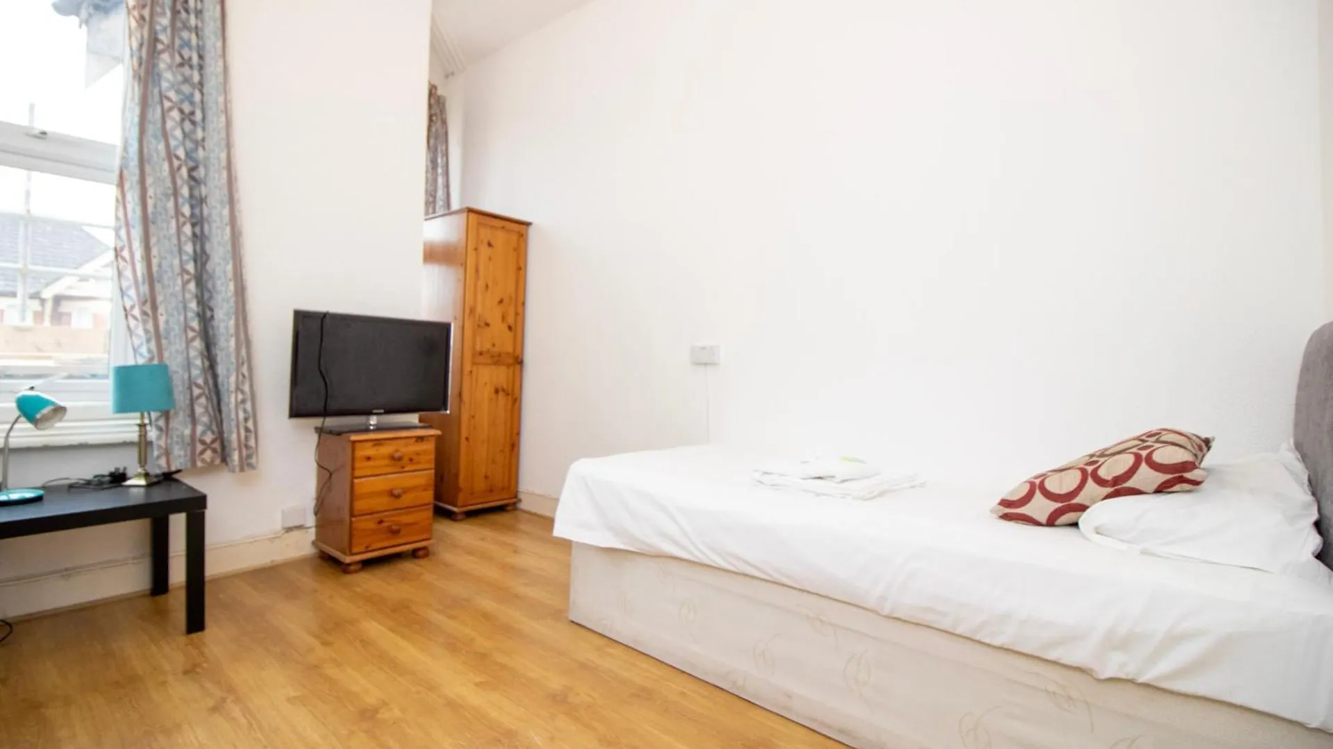 Pebbles Guest House Room 7 Southampton